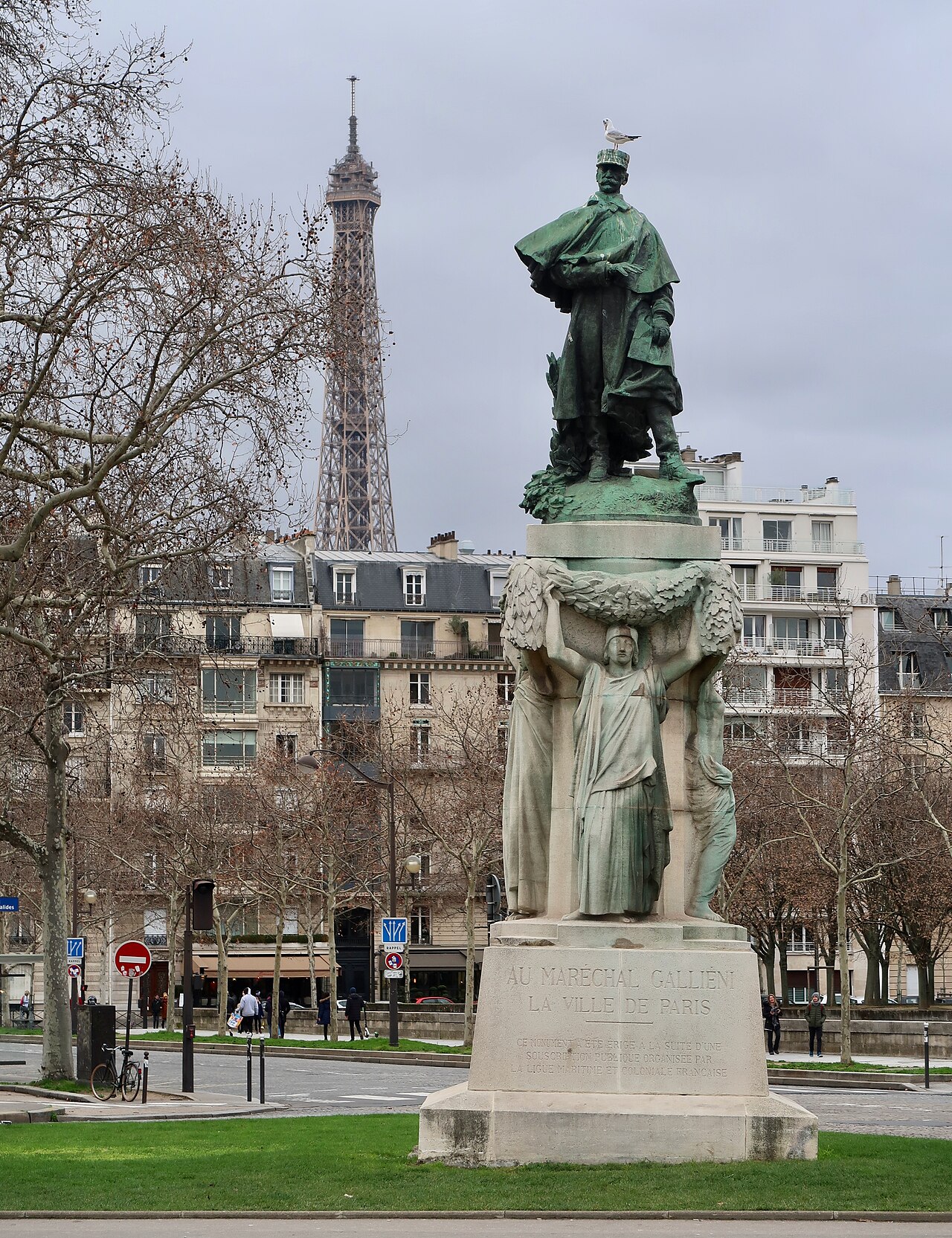 Monument au maréchal Gallieni, Paris 7e, place Vauban